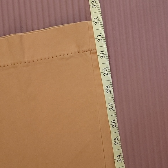 American Eagle low rise pant. Pink size 8 - Picture 10 of 10